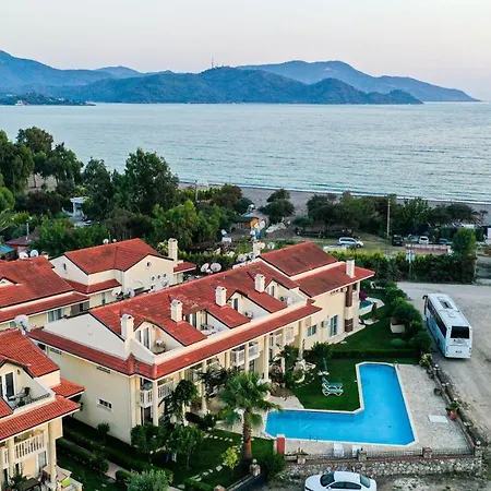 Apartmán Seaside Residence, Holly, 3 Yatak Odali , 6 Kisilik Denize Sifir, Ortak Havuzlu Luks Fethiye