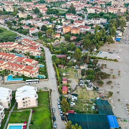 Apartament Seaside Residence, Holly, 3 Yatak Odali , 6 Kisilik Denize Sifir, Ortak Havuzlu Luks