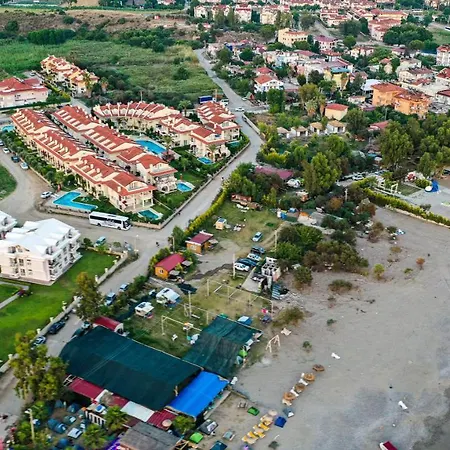 Seaside Residence, Holly, 3 Yatak Odali , 6 Kisilik Denize Sifir, Ortak Havuzlu Luks פאטהיה